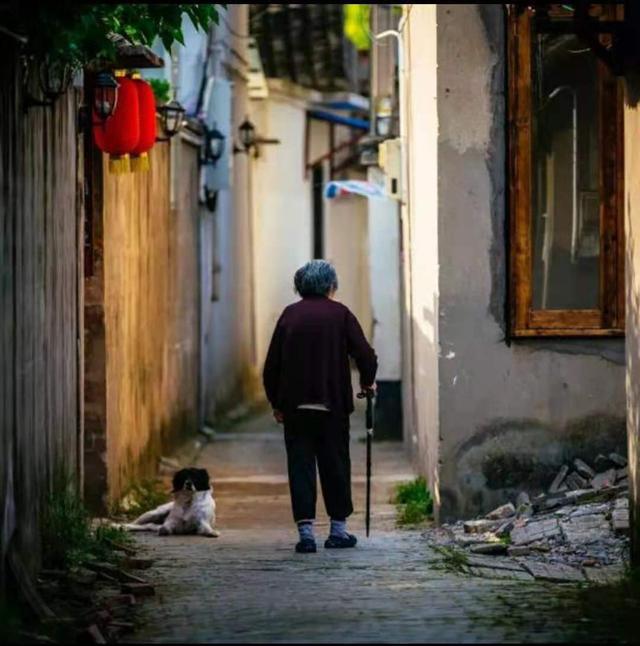 養(yǎng)老，是一場關(guān)乎經(jīng)濟(jì)實(shí)力和人性的博弈(圖1)