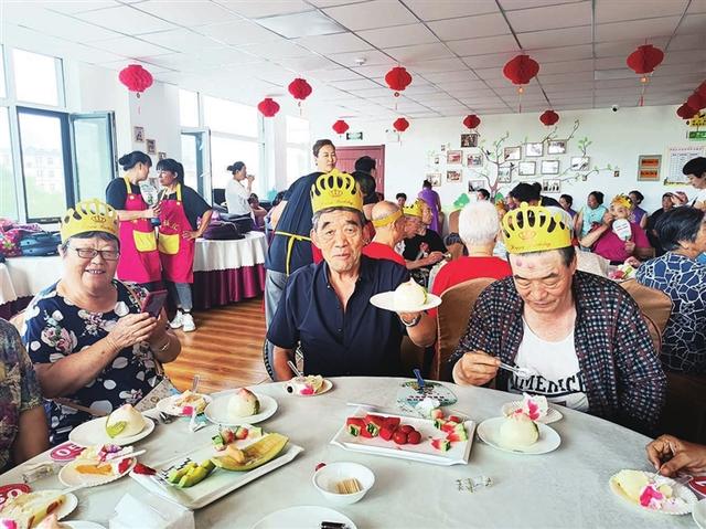 太原:幸福養(yǎng)老就在家門(mén)口(圖2) 太原:幸福養(yǎng)老就在家門(mén)口(圖2)