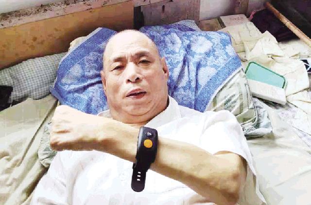 奎文在濰州路街道試點(diǎn)探索“智慧養(yǎng)老”服務(wù)平臺(圖1) 奎文在濰州路街道試點(diǎn)探索“智慧養(yǎng)老”服務(wù)平臺(圖1)